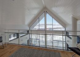 Villa Kilpisjärvi, ett modernt hus med sadeltak